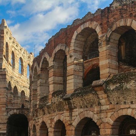 San Giovanni In Valle - Italian Homing Verona Kültér fotó